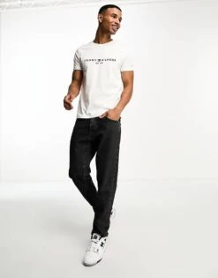 Tommy Hilfiger Embroidered Flag Logo T-shirt In White For Men Snow White -Tommy Hilfiger Store 204843865 3