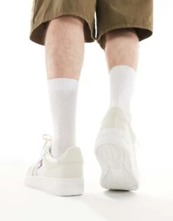 Tommy Jeans Retro Basket Essential Trainers In Off White For Men Newsprint 12 Tommy Jeans Retro Basket Essential Trainers In Off White For Men Newsprint -Tommy Hilfiger Store 205848120 5