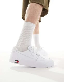 Tommy Jeans Vulcanized Essential Trainers In White For Men -Tommy Hilfiger Store 205848240 1 white 1