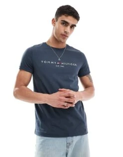 Tommy Hilfiger Logo T-shirt In Navy For Men Military Denim