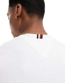 Tommy Hilfiger Pocket T-shirt In White For Men -Tommy Hilfiger Store 206361876 4