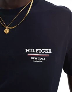 Tommy Hilfiger Left Chest Logo T-shirt In Navy For Men Desert Sky -Tommy Hilfiger Store 206362107 3