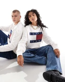 Tommy Jeans Unisex Large Flag Sweatshirt In Off White For Unisex Ancient White -Tommy Hilfiger Store 206379486 3