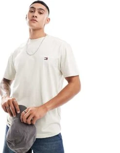 Tommy Jeans Classic Linear Back Print T-shirt In Off White For Men Newsprint -Tommy Hilfiger Store 206858706 1 newsprint 1