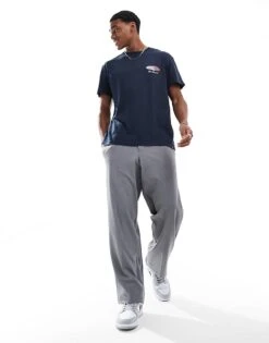 Tommy Jeans Globe Graphic T-shirt In Navy For Men Dark Night Navy -Tommy Hilfiger Store 206859026 2