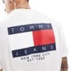 Tommy Jeans Flag Logo Back Print T-shirt In White For Men -Tommy Hilfiger Store 206859171 1 white
