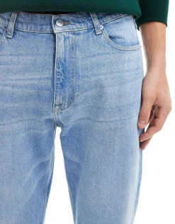 Tommy Jeans Regular Tapered Dad Jeans In Mid Wash For Men Denim Light -Tommy Hilfiger Store 206859646 4