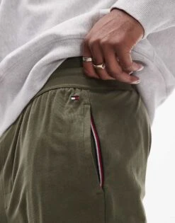 Tommy Hilfiger Essentials Lounge Jogger In Olive Green For Men -Tommy Hilfiger Store 206877327 5