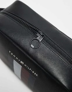 Tommy Hilfiger Foundation Stripe Washbag In Black For Men -Tommy Hilfiger Store 206885582 4