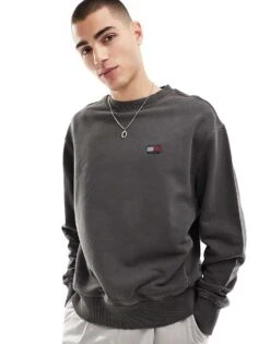 Tommy Jeans Badge Sweatshirt In Washed Black For Men -Tommy Hilfiger Store 207285817 1 black 1