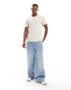 Tommy Jeans Badge T-shirt In Off White Heather For Men Newsprint Heather -Tommy Hilfiger Store 207285836 3