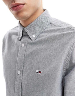 Tommy Jeans Regular Oxford Shirt In Grey For Men -Tommy Hilfiger Store 207285956 3
