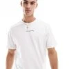 Tommy Jeans Chest Linear Logo T-shirt In White For Men -Tommy Hilfiger Store 207286219 1 white