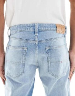 Tommy Jeans Austin Slim Tapered Jeans In Light Wash For Men Denim Light -Tommy Hilfiger Store 207286485 4
