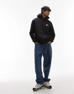 Tommy Jeans Essential Flag Hoodie In Black For Men -Tommy Hilfiger Store 207442699 3