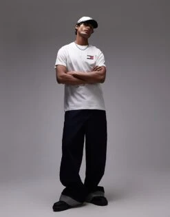 Tommy Jeans Essential Flag Slim Fit T-shirt In White For Men -Tommy Hilfiger Store 207442757 1 white 1