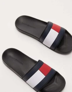 Tommy Hilfiger Rubber Flag Sliders In Black For Men -Tommy Hilfiger Store 207758907 3