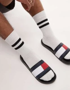 Tommy Hilfiger Rubber Flag Sliders In Black For Men -Tommy Hilfiger Store 207758907 4