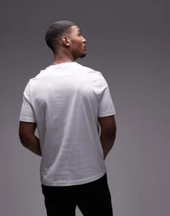 Tommy Hilfiger Embroidered Crest Logo T-shirt In White For Men -Tommy Hilfiger Store 207759182 4