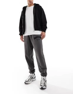 Tommy Jeans Varsity Washed Relaxed Joggers In Grey For Men