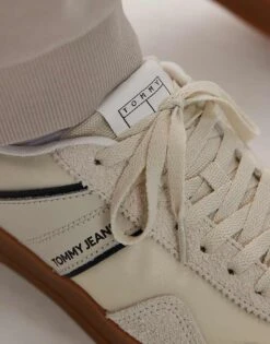 Tommy Jeans Grenwich Trainers In White And Brown For Men Newsprint -Tommy Hilfiger Store 207795606 5