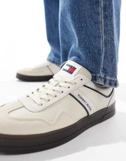 Tommy Jeans Greenwich Trainers In Off White And Blue For Men Newsprint -Tommy Hilfiger Store 207795934 4