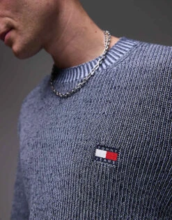 Tommy Jeans Badge Logo Knitted Sweater In Navy For Men Dark Night Navy -Tommy Hilfiger Store 207796261 4