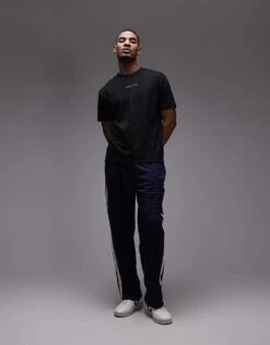 Tommy Jeans Small Linear Logo T-shirt In Black For Men -Tommy Hilfiger Store 207796321 3