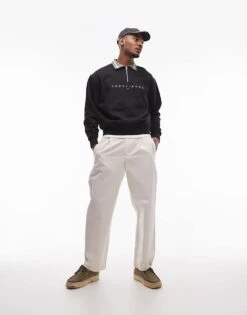 Tommy Jeans Linear Logo Half Zip Sweatshirt In Black For Men -Tommy Hilfiger Store 207796405 3